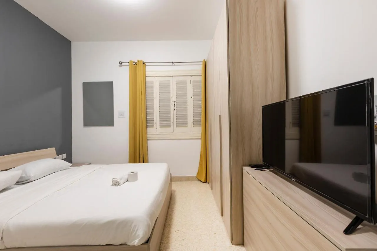 Grace & Manner Apartment Is-Swieqi Malta