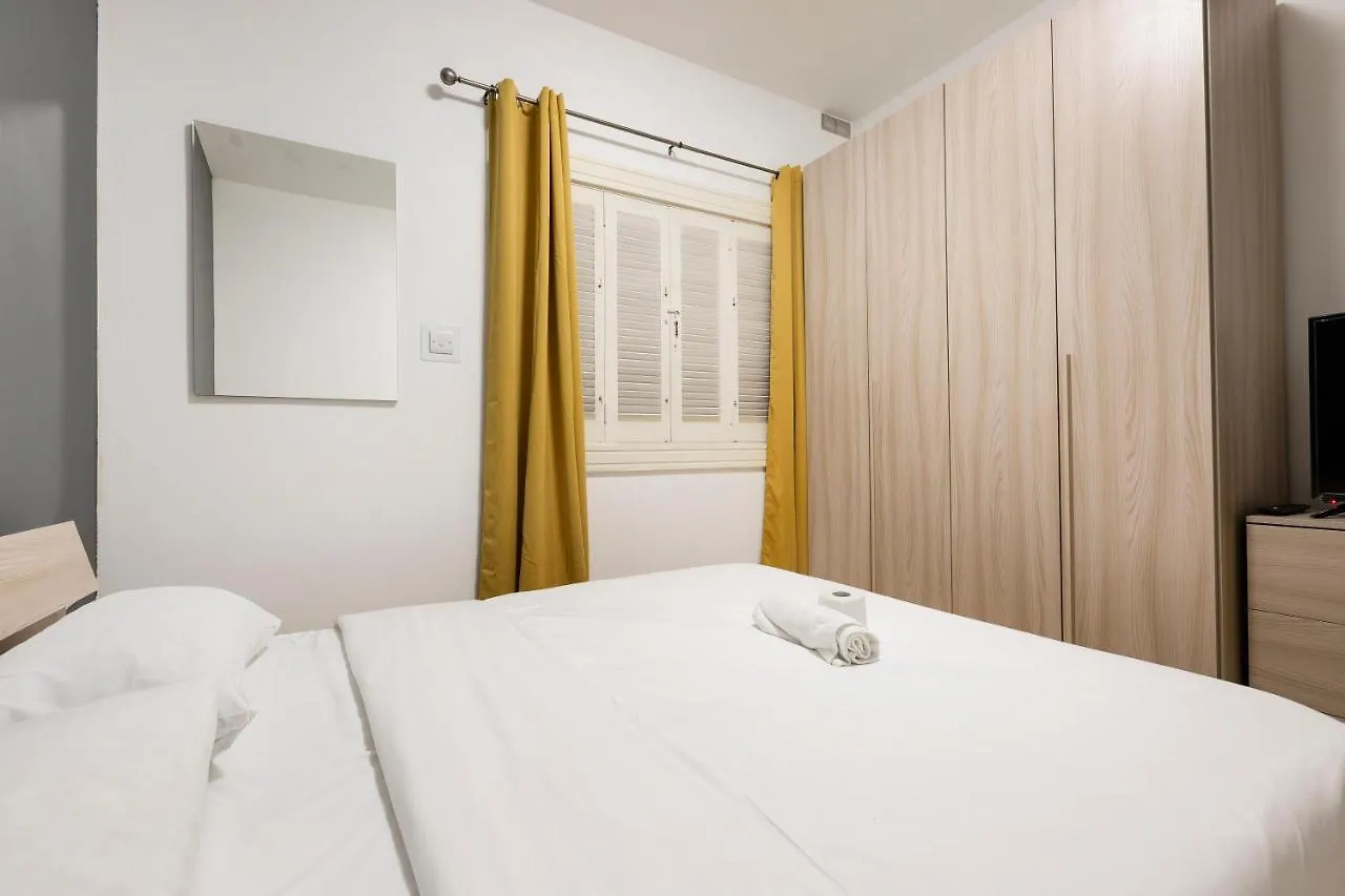 Grace & Manner Apartment Is-Swieqi Malta