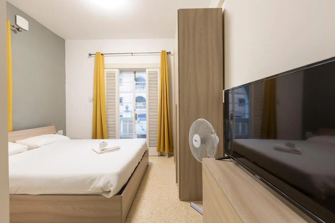 Grace & Manner Apartment Is-Swieqi 0*,  Malta